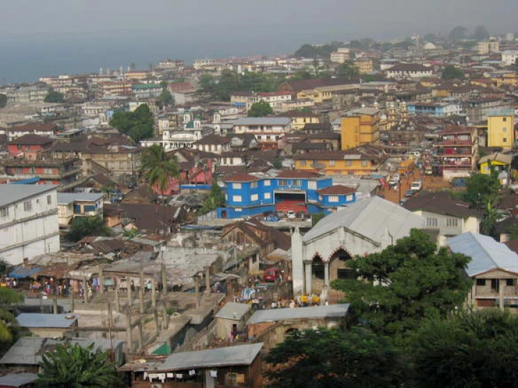 Министерот за информации на Сиера Леоне рече дека нападот извршен викендот бил неуспешен обид за државен удар