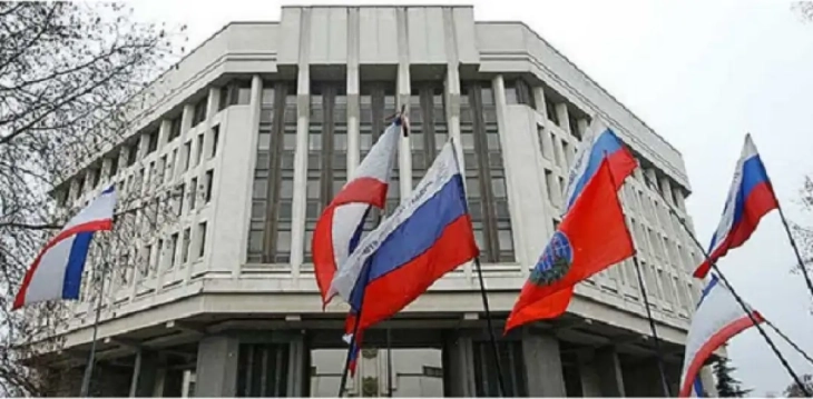 MPB-ja ruse ka përgatitur ligj me të cilin të huajt që vijnë në Rusi do të duhet të nënshkruajnë 
