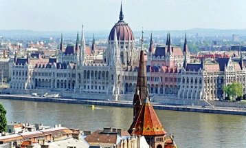 Унгарија нема да го поддржи предлогот за почеток на преговори за пристапување на Украина во ЕУ