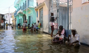 Повеќе од два милиони раселени поради поплавите на Рогот на Африка