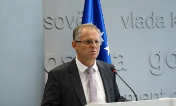 Bislimi drejtuar Stanos: Përpjekja që të mbahen zgjedhje serbe në Kosovë pa kërkesë paraprake nuk është në frymën e dialogut