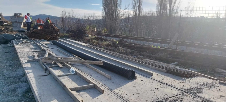Бочварски: До крајот на годината ќе се распише тендер за изградба на пругата од Крива Паланка до ГП Деве Баир