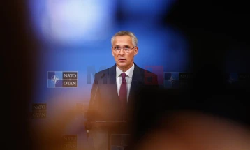 Столтенберг: НАТО треба да биде подготвен за „лоши вести“ од Украина