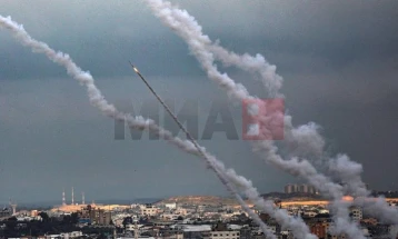 Израелските сили потврдија 200 ноќни воздушни напади врз цели на Хамас