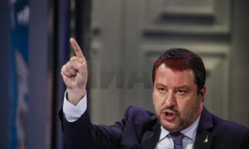 Salvini i bëri thirrje të djathtës së bashkuar për ta 