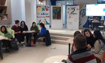 Струмичката гимназија раскажа заедничка приказна по повод 3 декември- Денот на лицата со попреченост