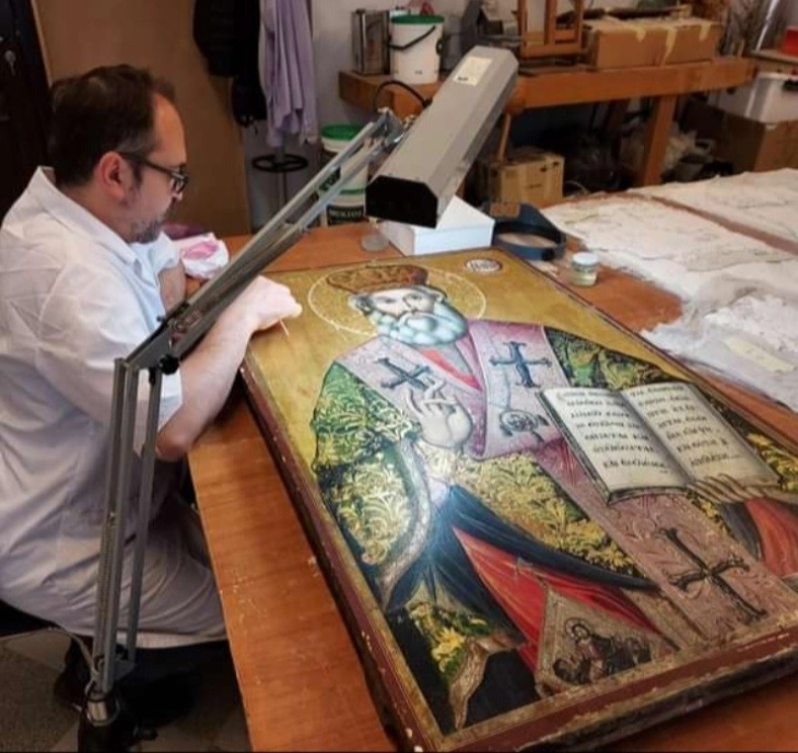 Заврши реставрирањето на иконите на  Дичо Зограф кои се чуваат во Националниот историски музеј во Тиранa