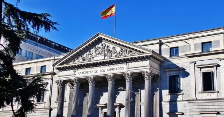 Мадрид протера двајца вработени во американската амбасада за поткуп на разузнавачи