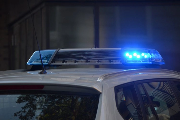 Një e mitur është goditur nga një automjet në bulevardin “Serbia”, është dërguar në spital