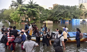 Nga cikloni në Indi, jetën e kanë humbur 14 persona