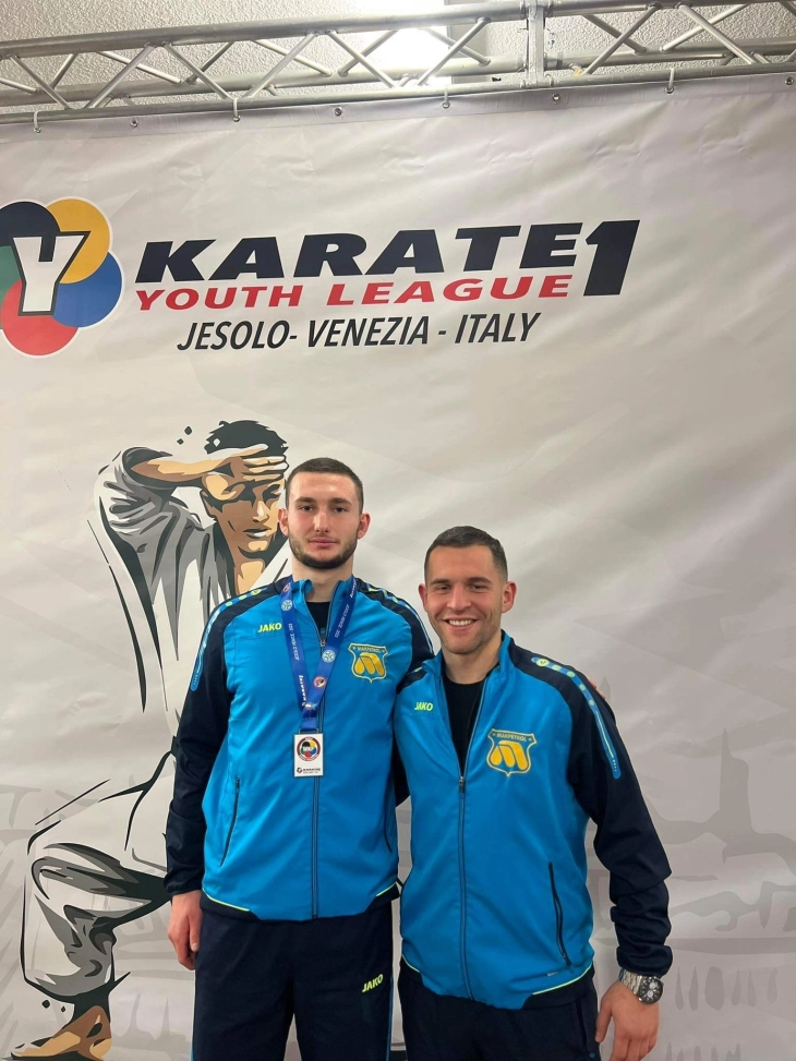 Македонскиот каратист Стојановиќ освои сребрен медал во У21 Светската лига