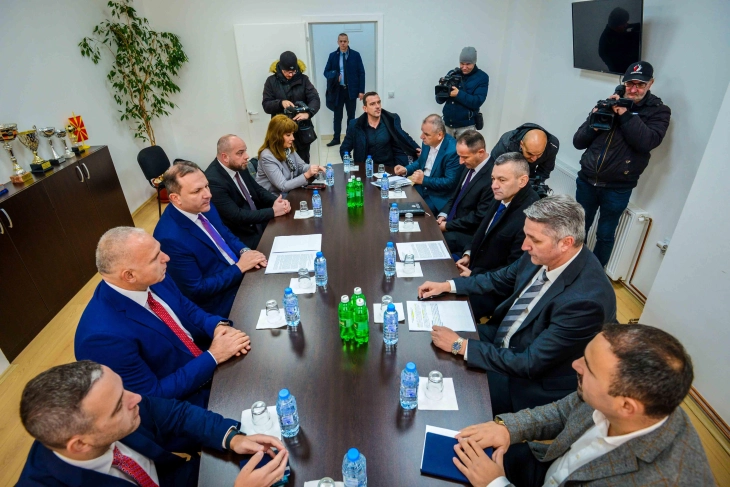 Spasovski në takim me udhëheqësitë e SPB Kumanovë dhe SPB Tetovë