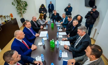 Spasovski në takim me udhëheqësitë e SPB Kumanovë dhe SPB Tetovë