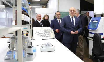 Истражувачкиот центар за генетско инженерство и биотехнологија доби нова опрема вредна над 580 илјади евра