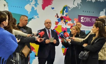 Hovenier: SHBA-ja nuk dëshiron Republika Sërpska në Kosovë