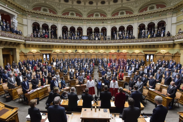 Dhoma e Lartë e Parlamentit zviceran vendosi të mos e ndërpresë financimin  e UNRVA-së