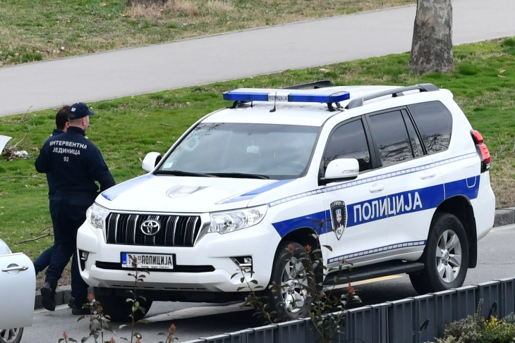 Голема полициска акција, досега уапсени четири лица во повеќе градови во Србија и Европа поради дојави за бомби