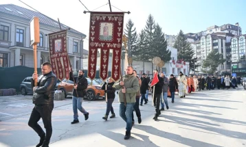 Литија низ битолските улици во чест на Свети Нектариј Битолски – заштитник на градот