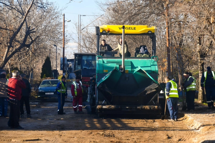 Ѓорѓиевски: Проектот за асфалтирaње на улицитe во населбата Градинар e во финална фаза