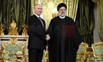 Irani dhe Rusia kanë rënë dakord të bëjnë tregti në rialë dhe rubla