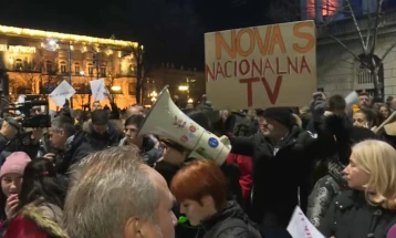 Десетти протест на коалицијата „Србија против насилството“ во Белград