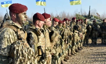 Britania e Madhe i dërgon Ukrainës dyqind raketa për mbrojtje ajrore