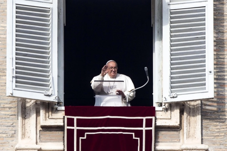 Papa Françesku u lut për popullatën 