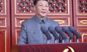 Si Xhinping në porosinë televizive të fundvitit pranoi se Kina ka probleme ekonomike