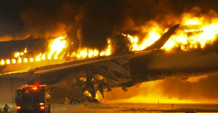 Сите 367 патници од авионот на „Џапан Ерлајнс“ се безбедни, петмина загинати во авионот на крајбрежната стража 