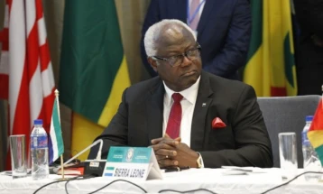 Поранешниот претседател на Сиера Леоне обвинет за предавство