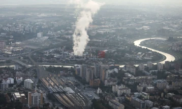 Ndërpritet  pragu i alarmit për ndotje të lartë të ajrit në Shkup dhe Strumicë