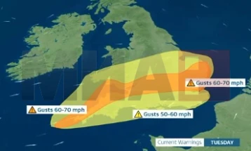 Të paktën tre persona humbën jetën në stuhinë Henk në Angli