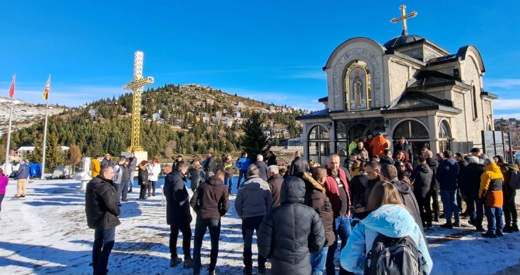 Манастирската црква на Попова Шапка го празнуваше патронот Свети Наум Охридски Чудотворец