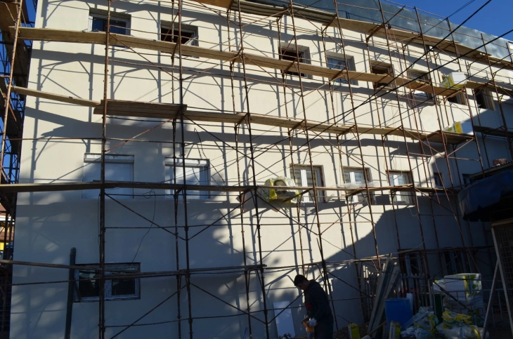 Продолжува реконструкцијата на киносалата во Виница