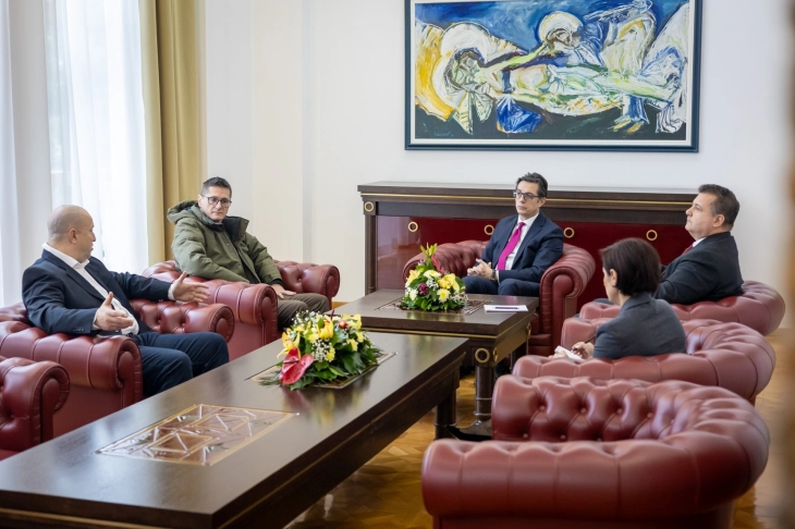 President Pendarovski meets M-NAV union representatives, supports professionalism in institution