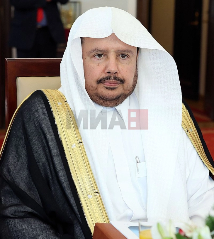 Kryetari i Kuvendit të Arabisë Saudite, Muhamed AlSheikh në takim me Pendarovskin dhe me Xhaferin