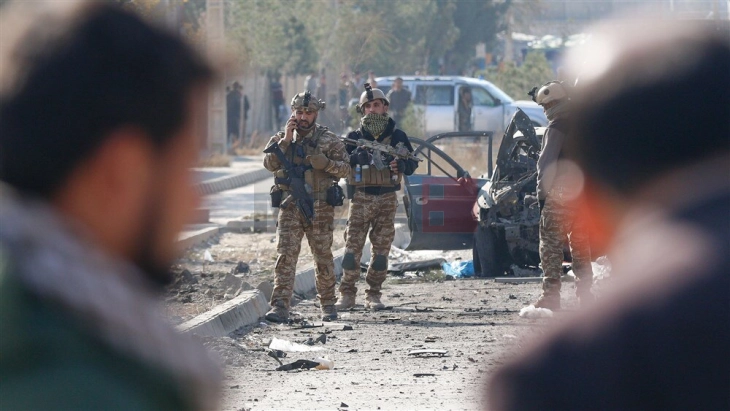 Три лица загинаа во терористички напад во Кабул
