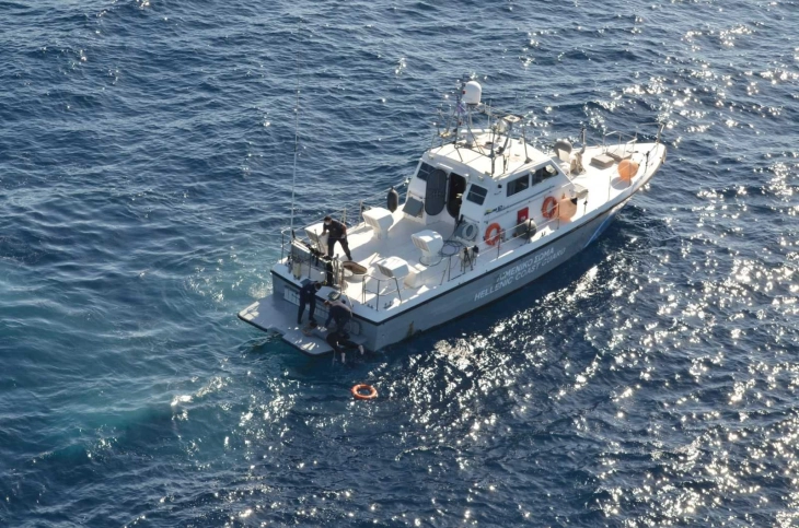 Спасени 30 и загинати две лица во несреќата со чамец со мигранти во близина на грчкиот остров Лезбос