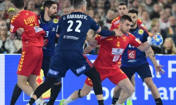 Hendbollistët e Maqedonisë së Veriut u mposhtë nga Franca në hapjen e Kampionatit evropian