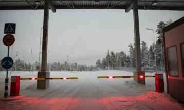 Finlanda e ka vazhduar mbylljen e kufirit me Rusinë