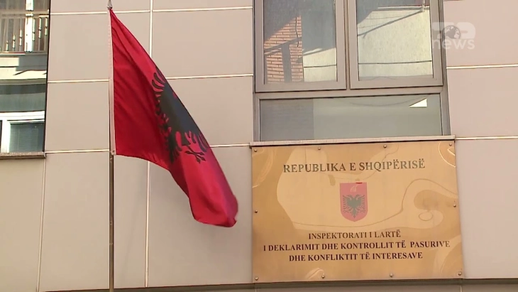 Високиот инспекторат почна истрага против градоначалничката на Булќиза, чиј брат издаваше лажни потврди за бугарско потекло во Голо Брдо