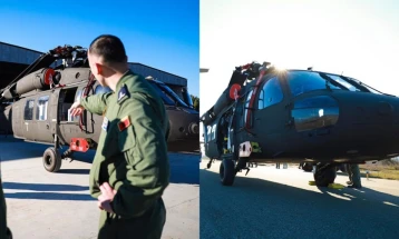 Во Албанија пристигнаа американските хеликоптери „Блек хок“, за САД историски чин