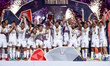 Real Madridi fiton Superkupën, Ançeloti barazohet me Zidanin për nga numri i trofeve