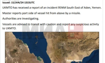 UKMTO: Me raketë është goditur një anije në Gjirin e Adenit, afër Jemenit