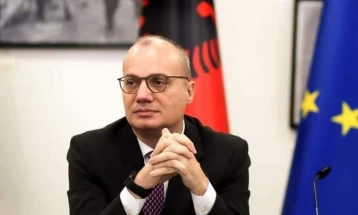 Шефот на дипломатијата на Албанија, Хасани, в среда во посета на Северна Македонија