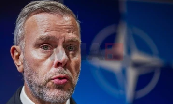 Admirali Bauer: NATO-s i duhet një transformim ushtarak