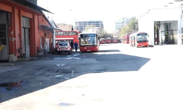 Stojanovski: Autobusët e NQP të hënën nuk do të qarkullojnë, edhe pse u caktua seancë e e Këshillit të Qytetit të Shkupit