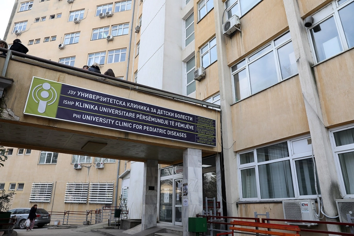 Четиригодишното дете од Струмица е во стабилна состојба на Детската клиника во Скопје