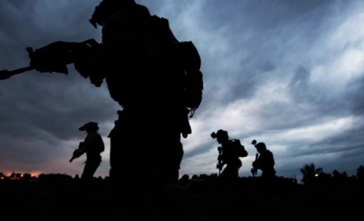 Двајцата американски специјалци што исчезнаа во Аденскиот Залив се прогласени за мртви