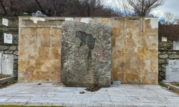 Се обновува спомен обележјето на Партизански гробишта во Битола